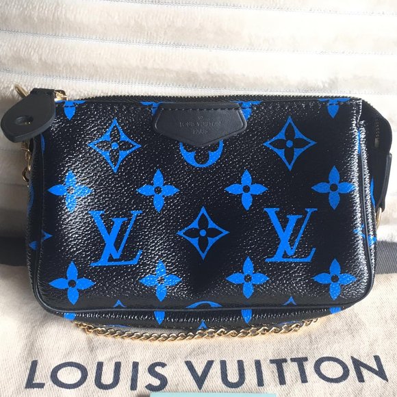 Louis Vuitton Handbags - 💙🖤 Louis Vuitton digital blue mini pochette bag